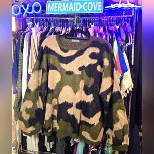 NWOT 1X/2X SWEET LOVELY By JEN Camo Sweater Lightweight 31ptp 26Long Soft!